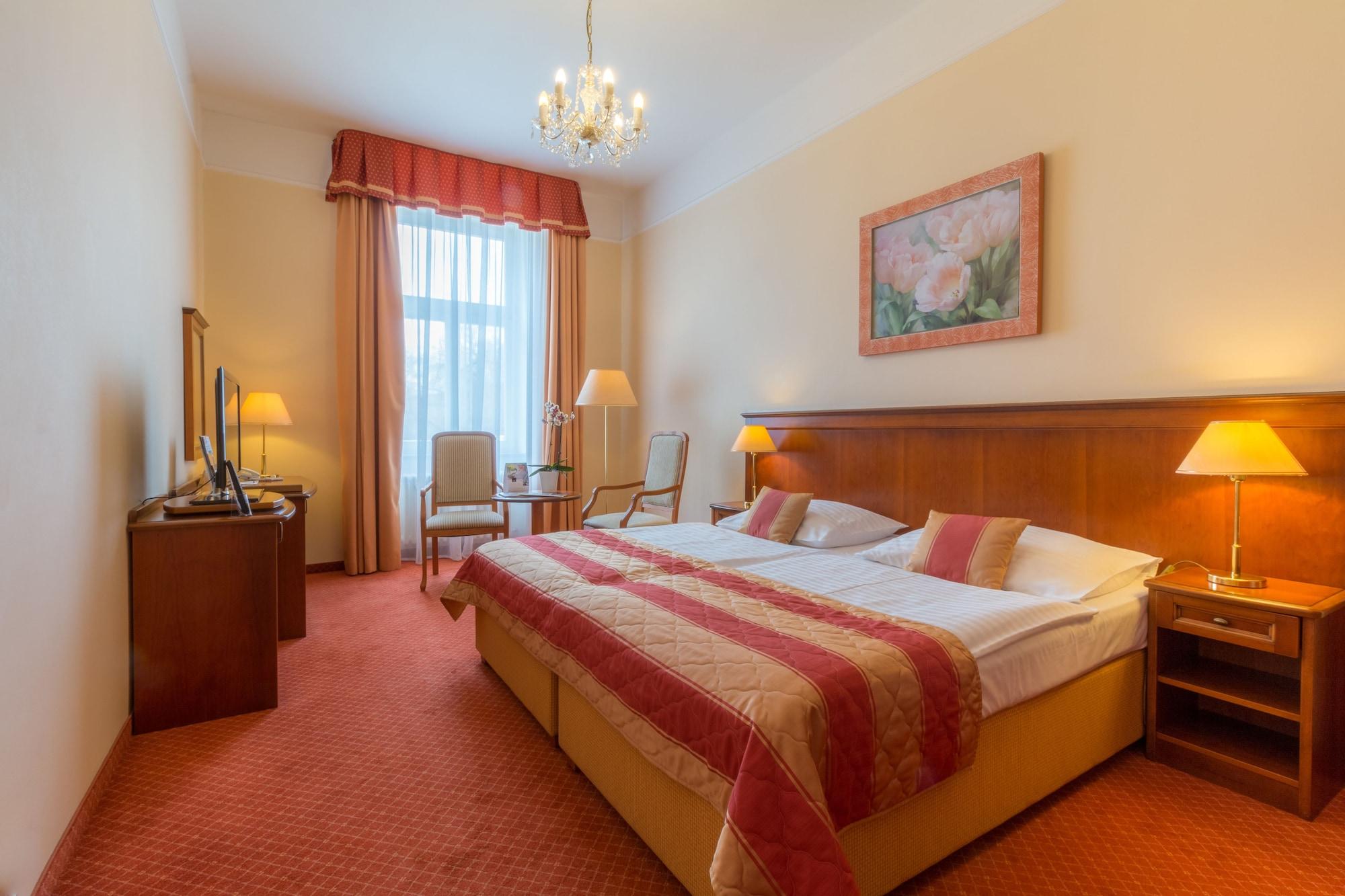 Ensana Centralni Lazne - Maria Spa Marianske Lazne Exterior photo