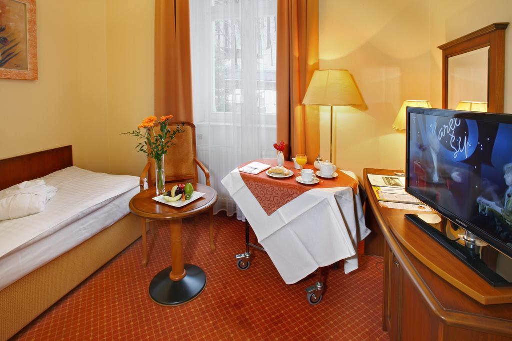 Ensana Centralni Lazne - Maria Spa Marianske Lazne Room photo